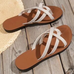 Women's White Flat Heel Sandals